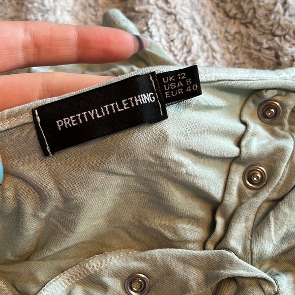 🌸PrettyLittleThing🌸 long sleeve - Picture 2 of 3